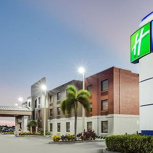 Holiday Inn Express Hotel & Suites Clewiston By Ihg